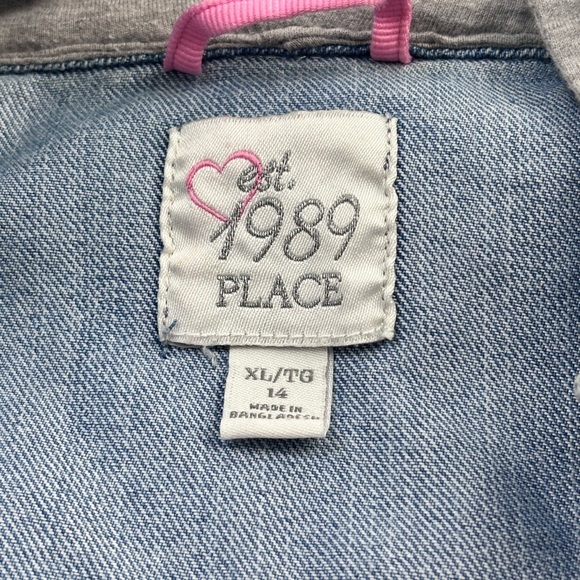 Girls 1989 Place Denim Jacket with Gray Hoodie 🌟 - Picture 4 of 9